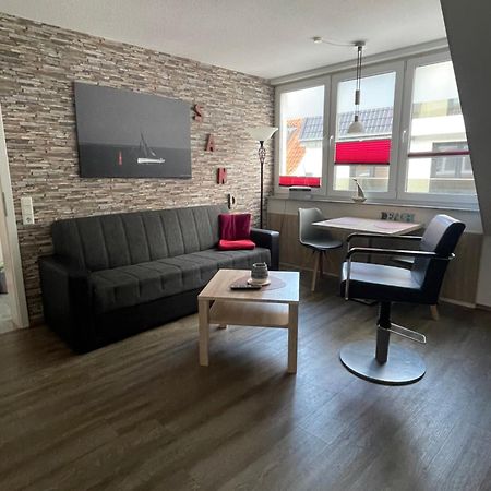 Haus Julianne, Wohnung Backbord, Familie Poppinga นอร์เดอร์ไน ภายนอก รูปภาพ